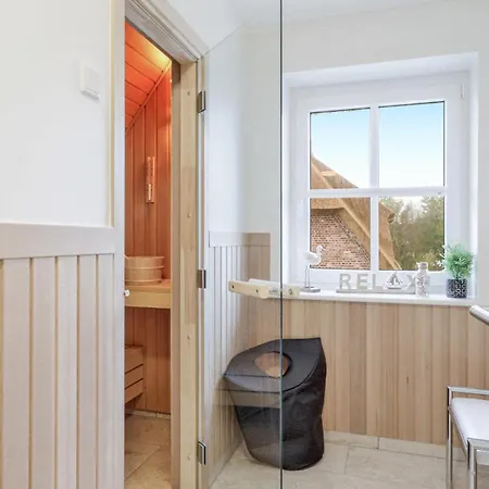 Feriehus Amazing In With Sauna